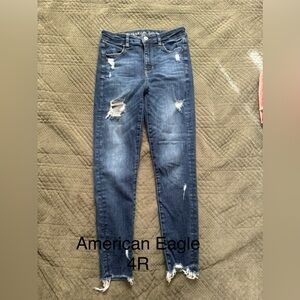 American Eagle 4 short